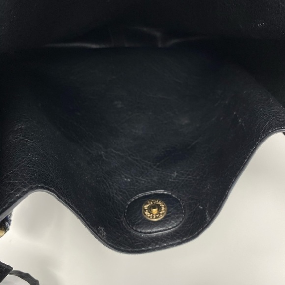 Ahdorned Crossbody Messenger Bag - Picture 8 of 9